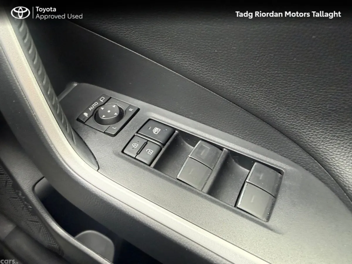 Toyota RAV4 SUV, Petrol Hybrid, 2024, Silver