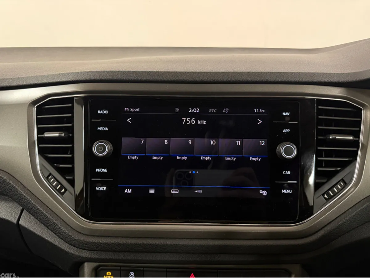 Volkswagen T-Roc SUV, Diesel, 2021, Orange