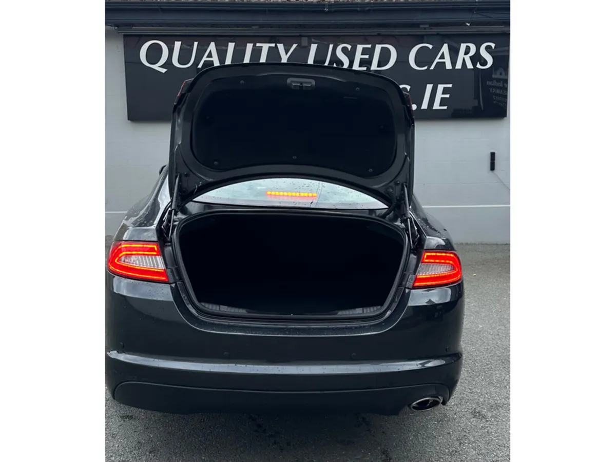 Jaguar XF Saloon, Diesel, 2015, Grey