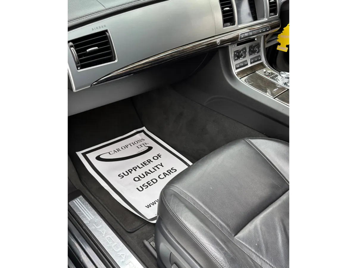 Jaguar XF Saloon, Diesel, 2015, Grey