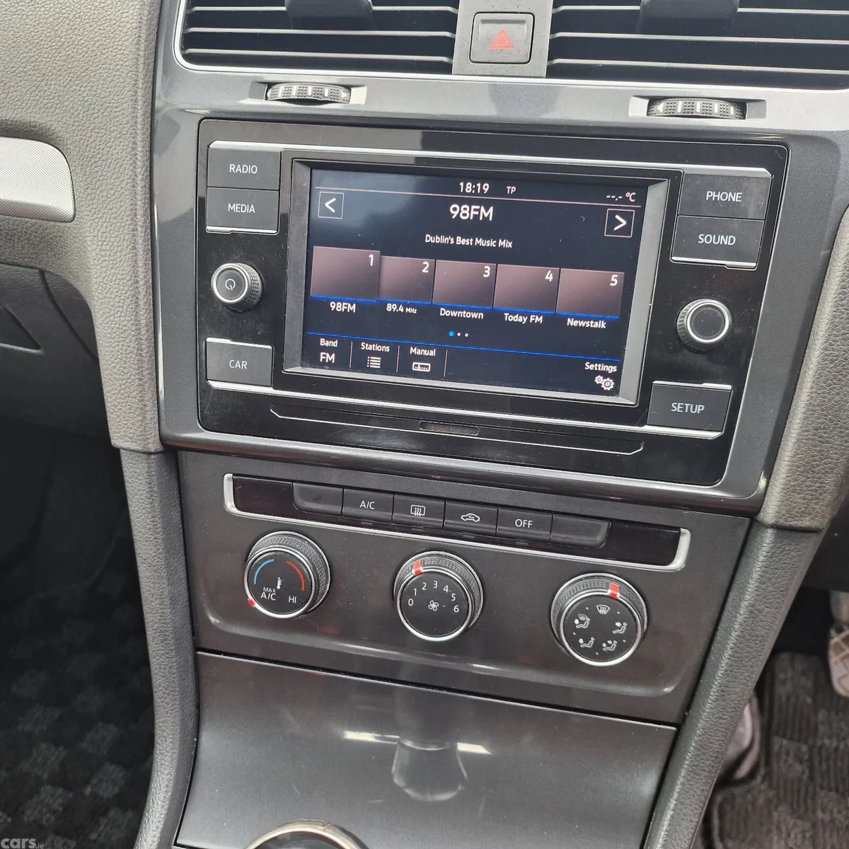 Volkswagen Golf Estate, Petrol, 2019, White