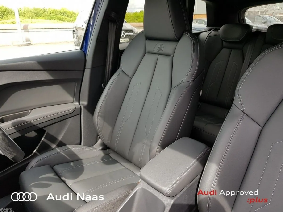 Audi Q4 e-tron SUV, Electric, 2025, Blue