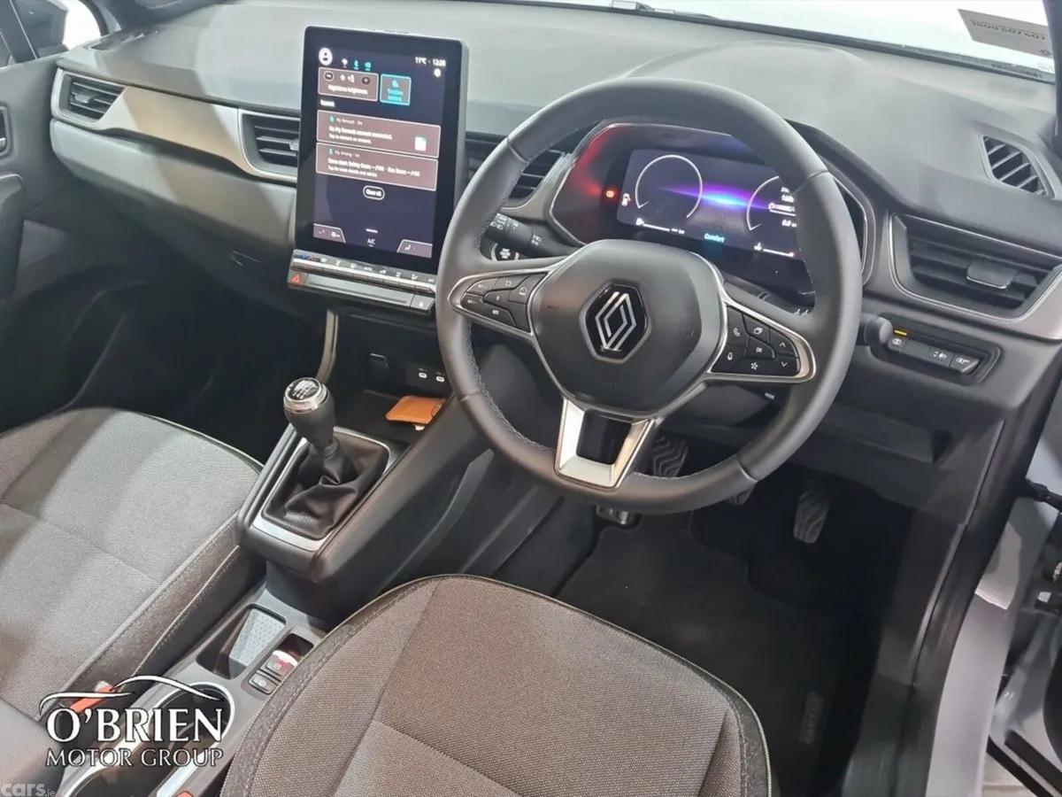 Renault Captur Hatchback, Petrol, 2025, Grey
