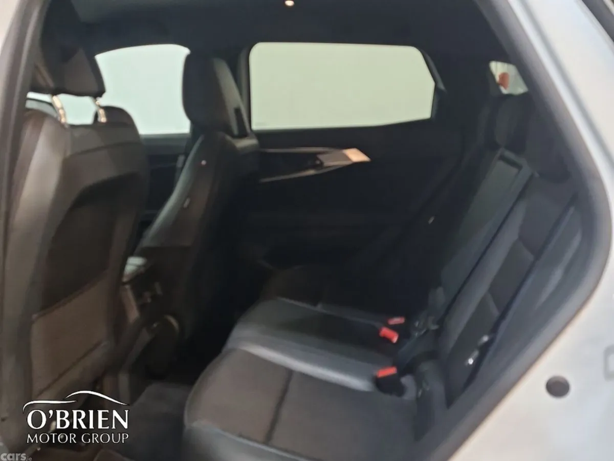 Renault Austral SUV, Petrol, 2023, White