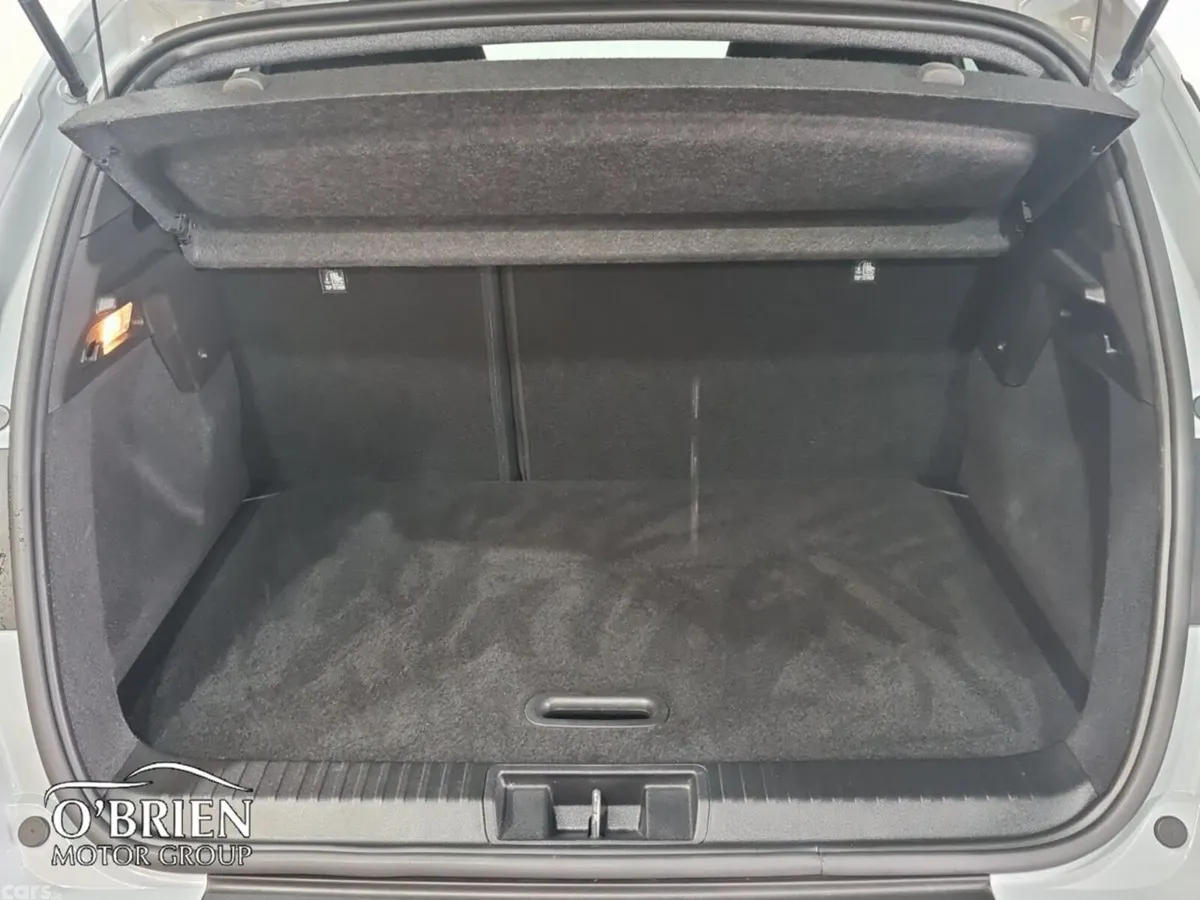 Renault Captur Hatchback, Petrol, 2025, Grey