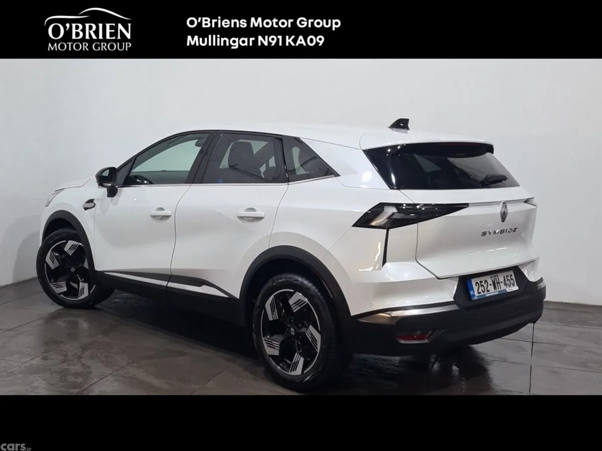 Renault Symbioz Hatchback, Petrol, 2025, White