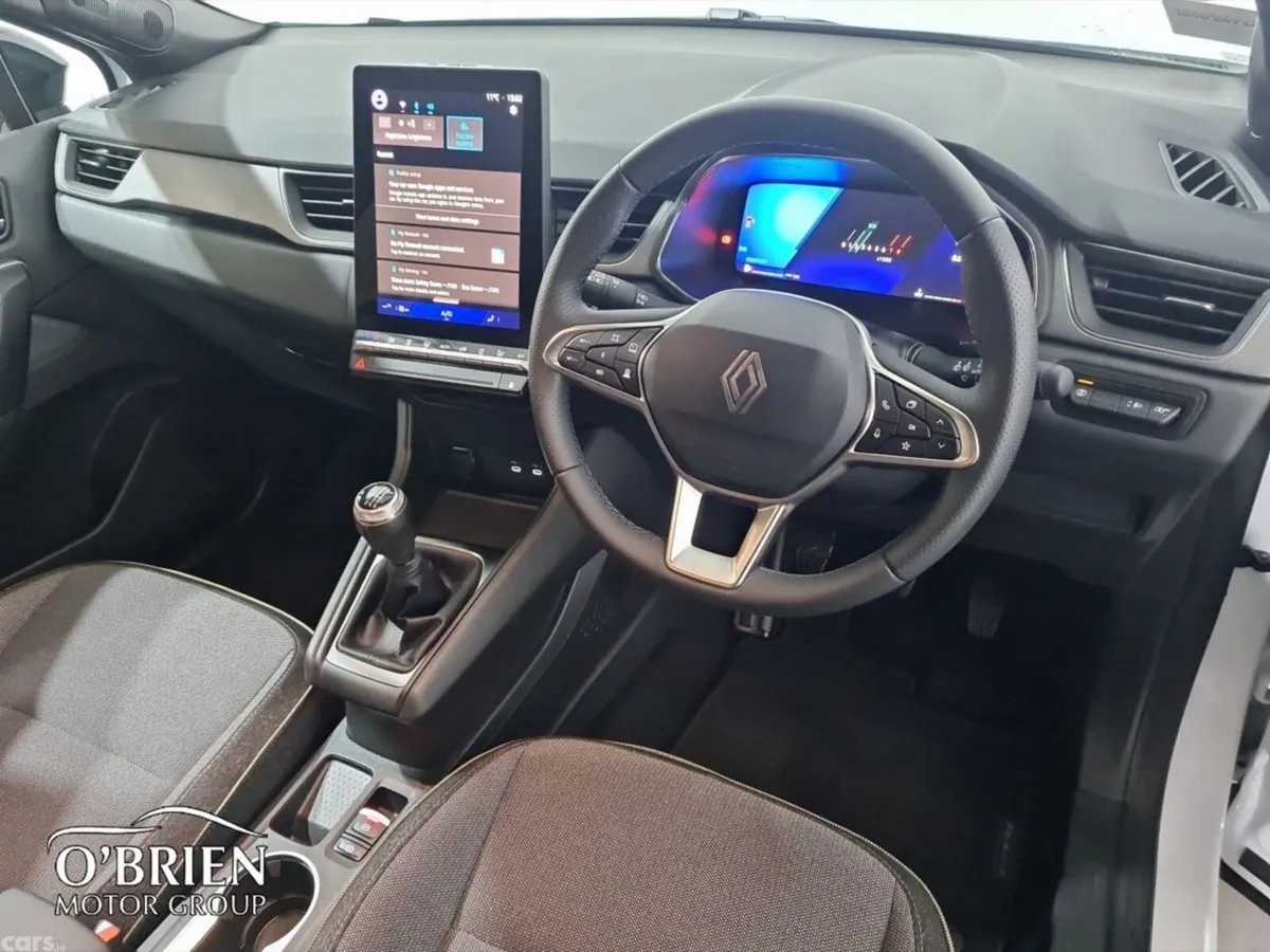 Renault Symbioz Hatchback, Petrol, 2025, White