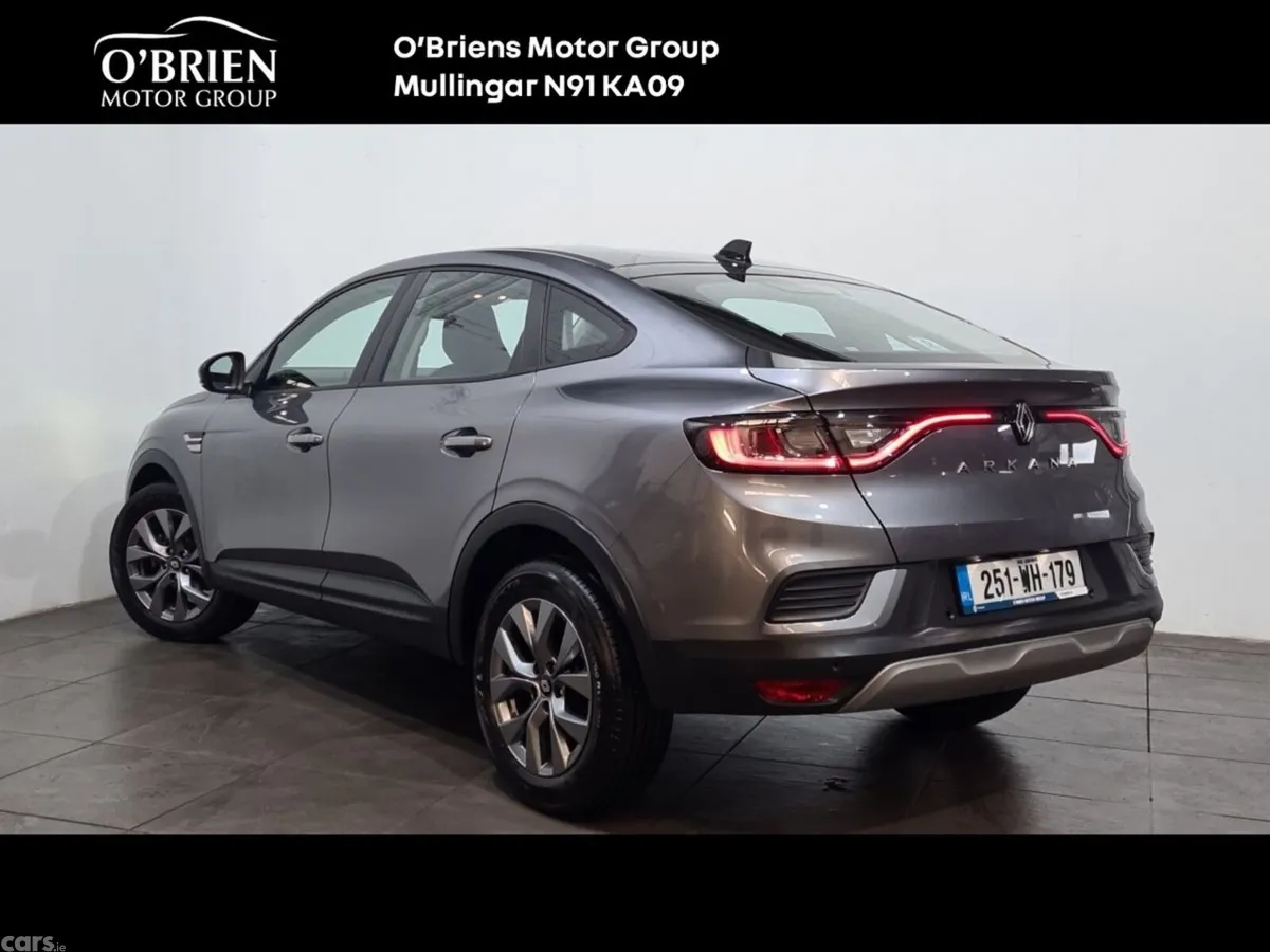 Renault Arkana Hatchback, Petrol, 2025, Grey