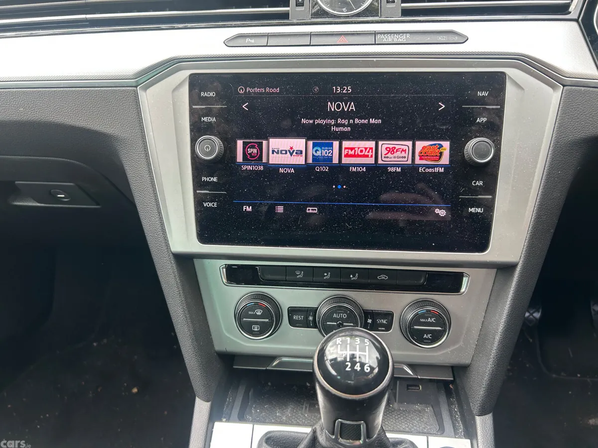 Volkswagen Passat Saloon, Diesel, 2019, Black