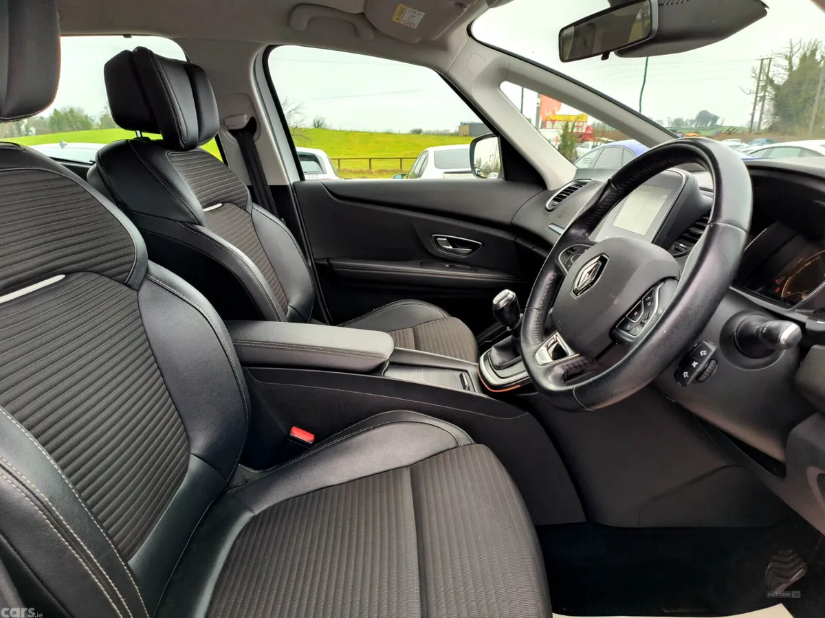 Renault Scenic MPV, Diesel, 2017, White