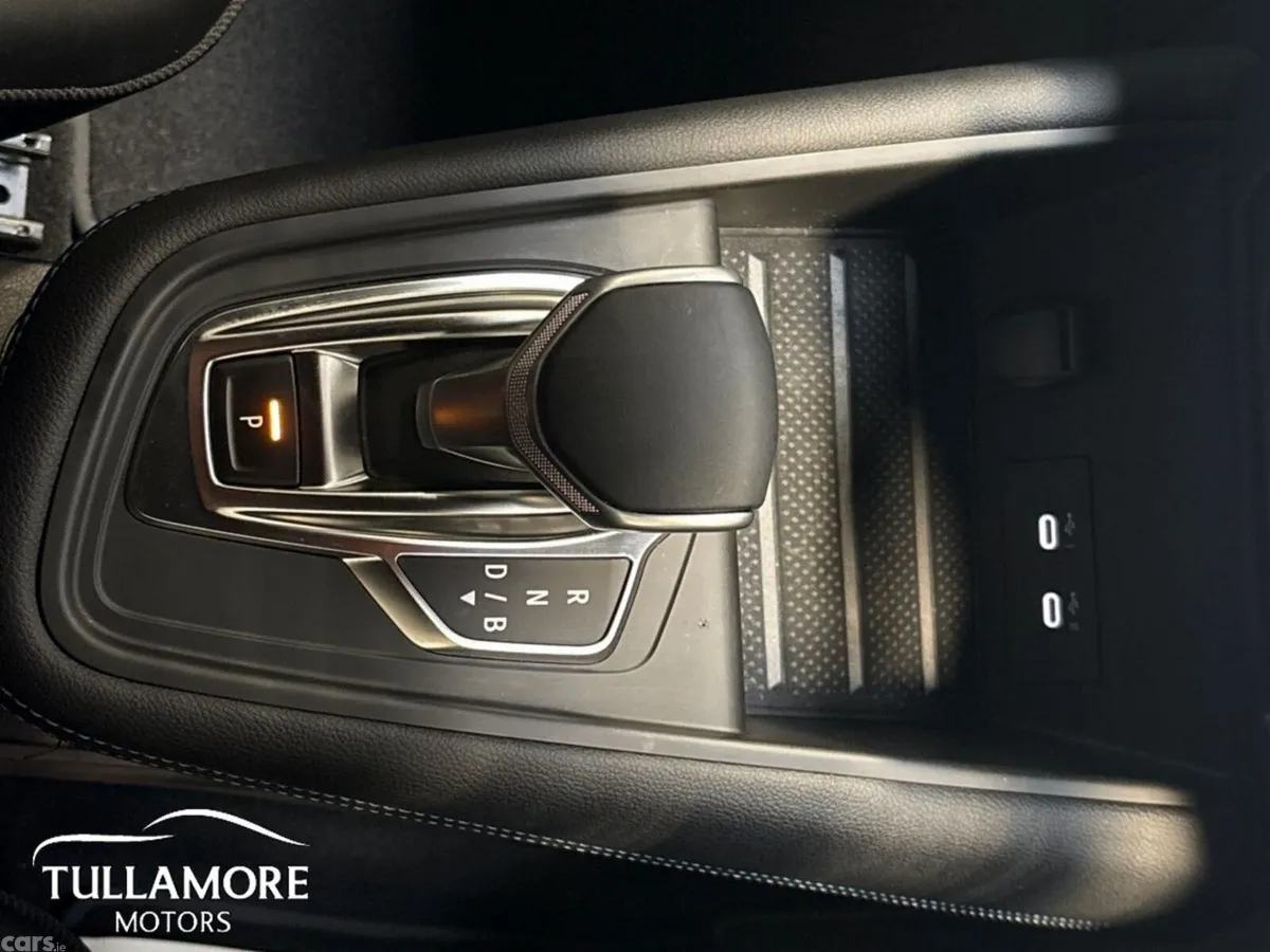 Renault Symbioz Hatchback, Petrol Hybrid, 2025, Black