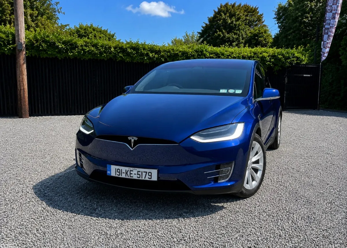 Tesla Model X MPV, Electric, 2019, Blue