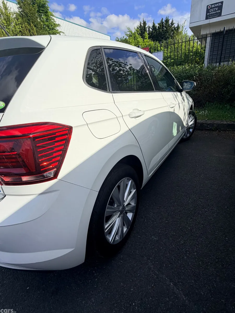 Volkswagen Polo Hatchback, Petrol, 2019, White