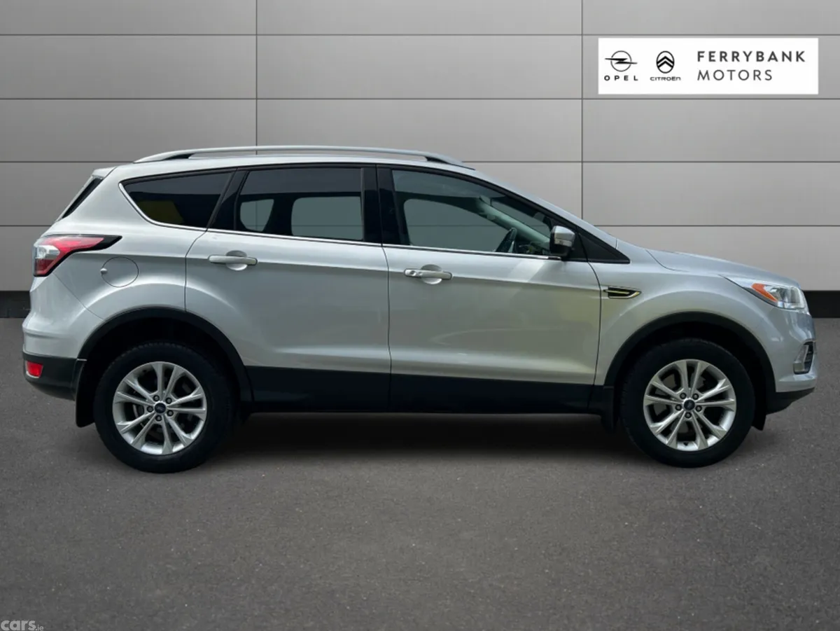Ford Kuga Hatchback, Diesel, 2017, Grey