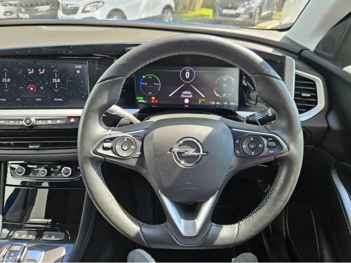 Opel Grandland MPV, Petrol Plug-in Hybrid, 2024, Blue