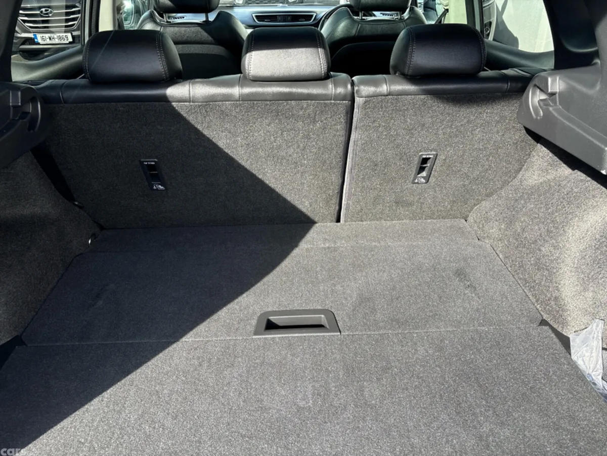 Nissan Qashqai MPV, Petrol, 2018, Grey