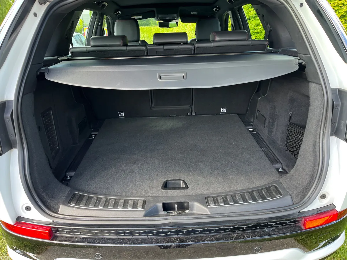 Land Rover Discovery Sport SUV, Petrol Plug-in Hybrid, 2021, White
