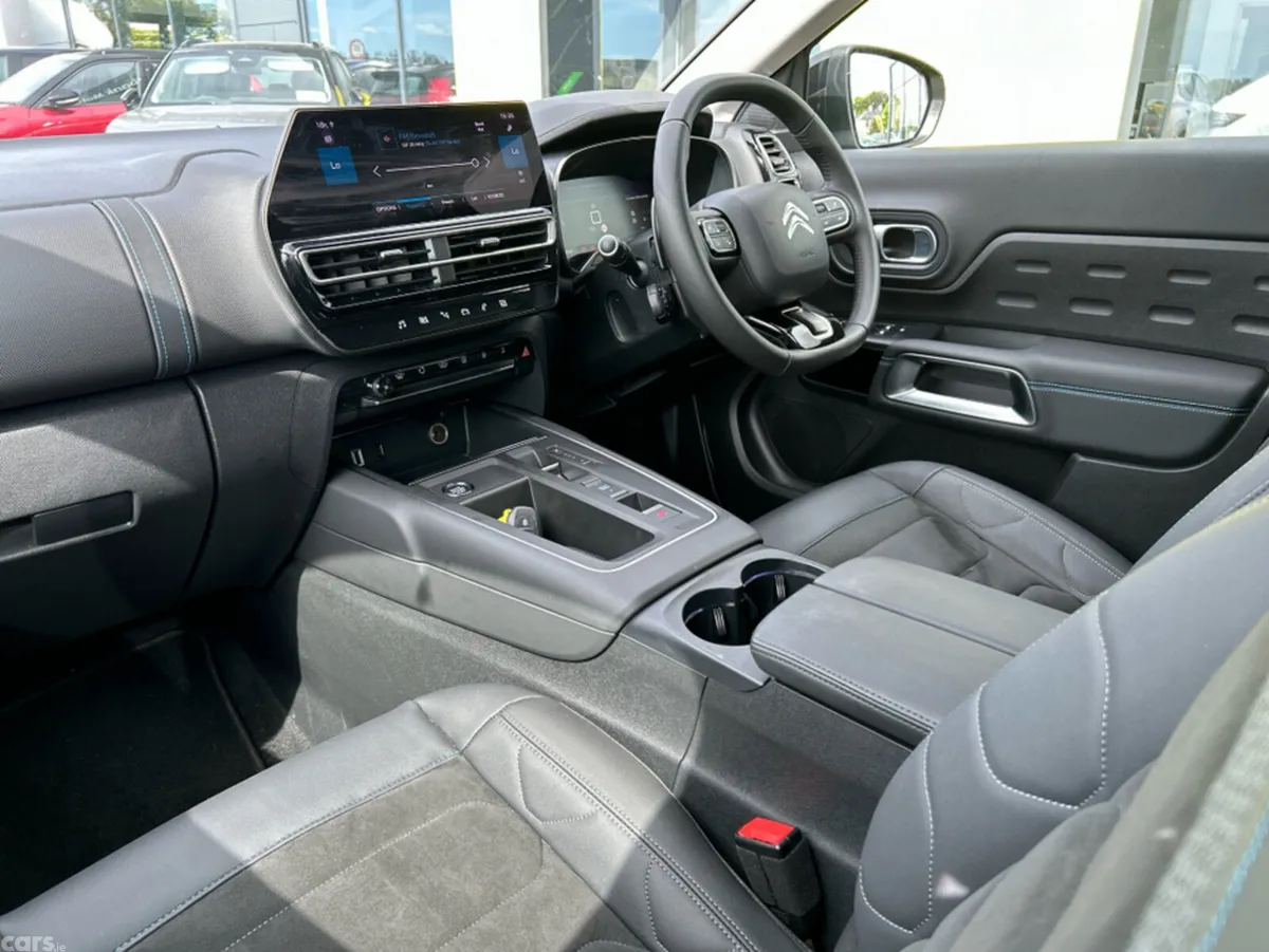 Citroen C5 Aircross MPV, Petrol Hybrid, 2024, Grey