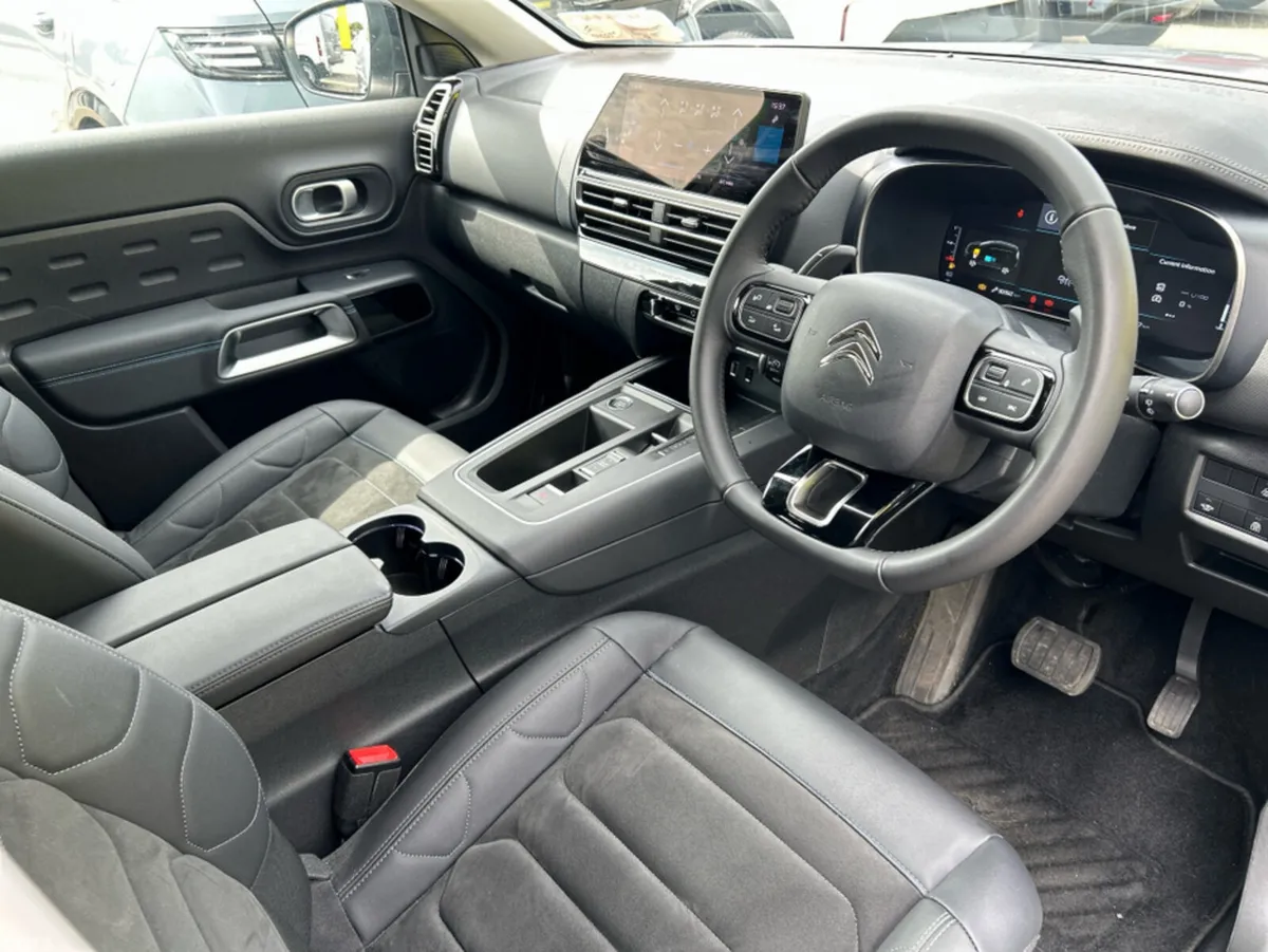 Citroen C5 Aircross MPV, Petrol Hybrid, 2024, Grey