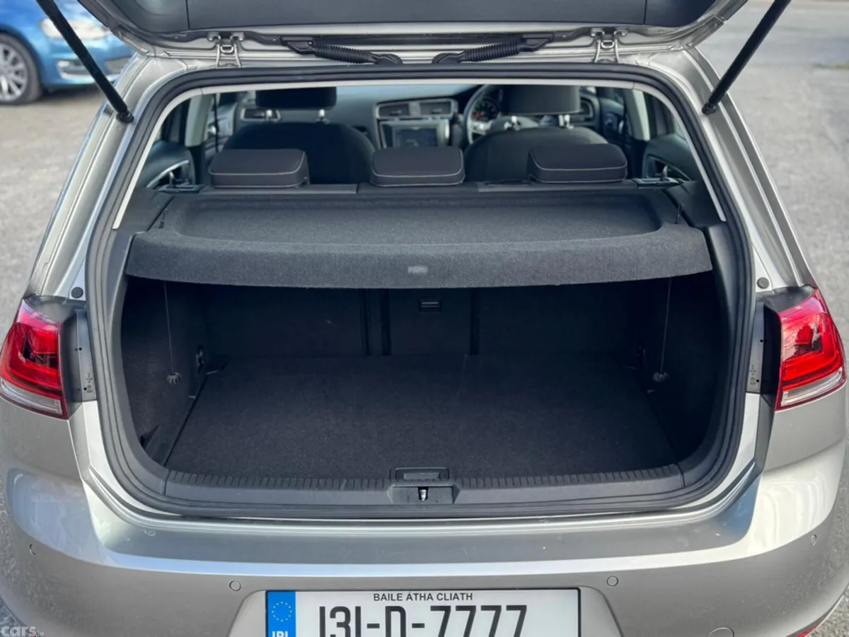 Volkswagen Golf Hatchback, Petrol, 2013, Grey