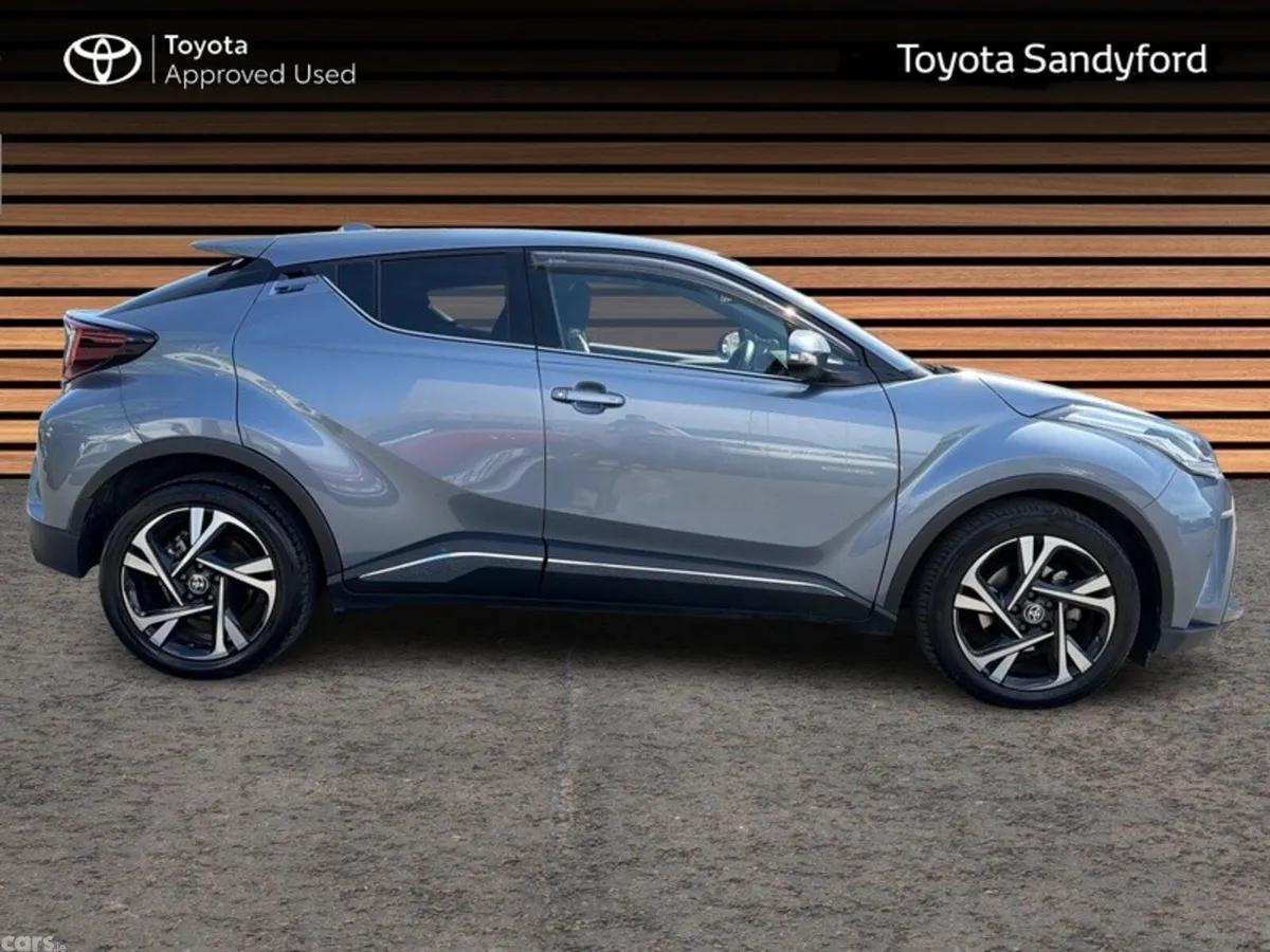 Toyota C-HR SUV, Petrol Hybrid, 2023, Grey