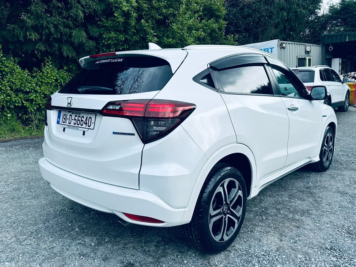 Honda Vezel 2019 1.5 Hybrid Auto 30700 KM ONLY, Lucan