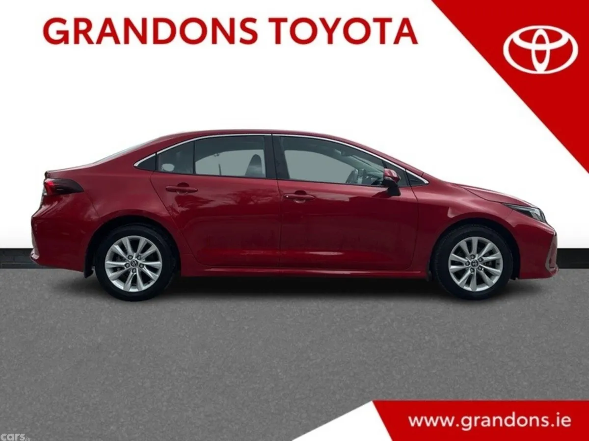 Toyota Corolla Saloon, Petrol Hybrid, 2023, Red
