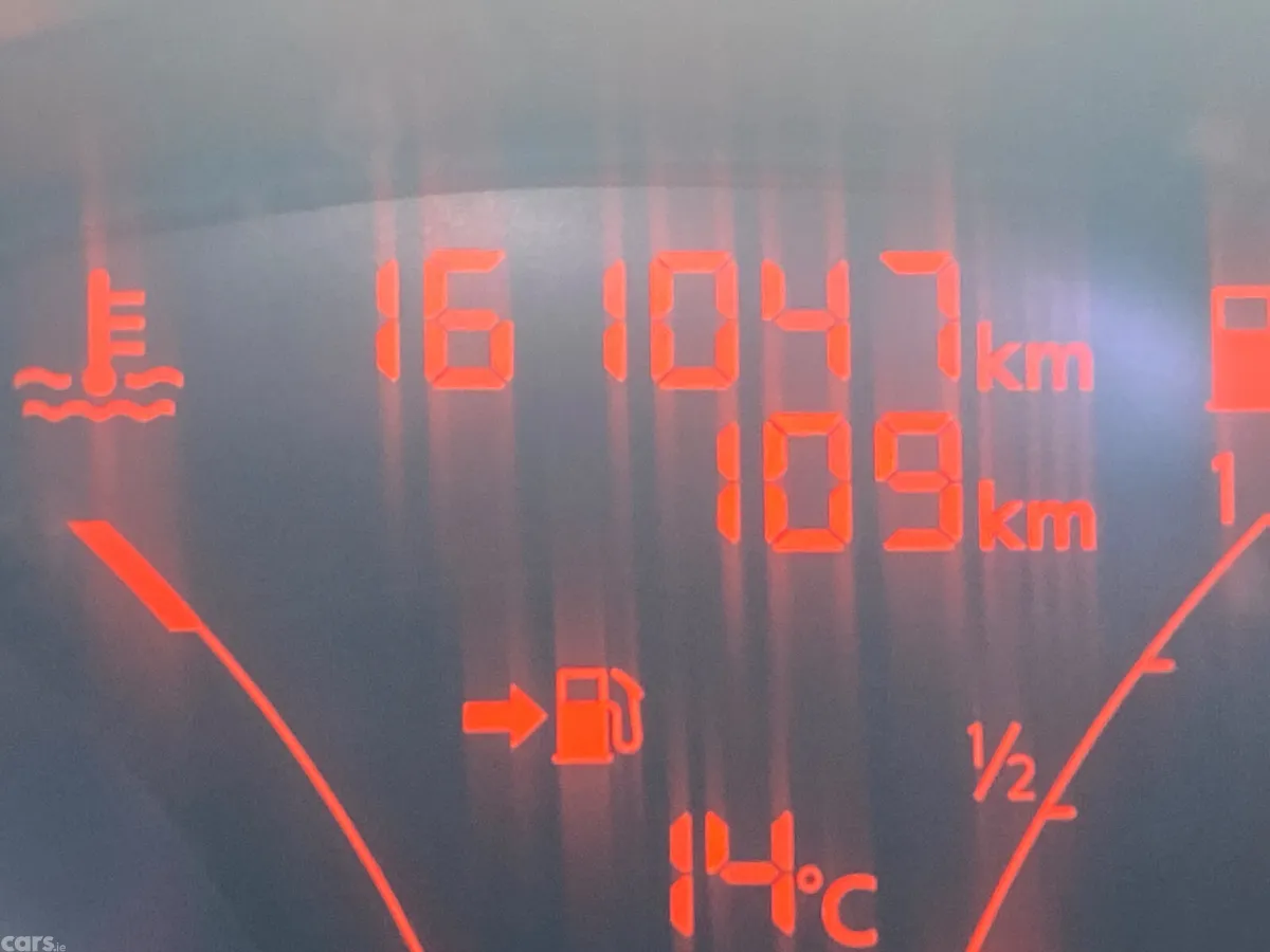Nissan Juke SUV, Petrol, 2015, Grey