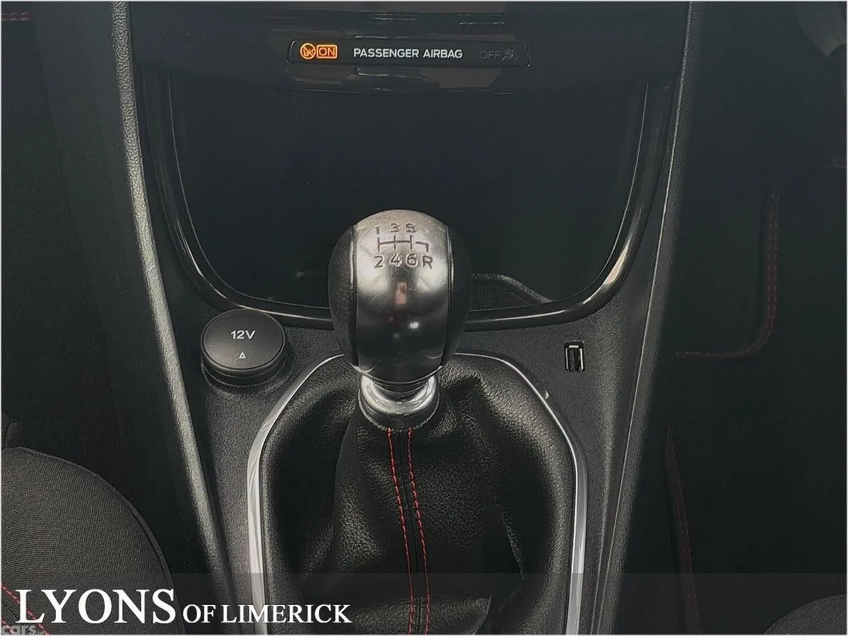 Ford Puma MPV, Petrol, 2024, Black