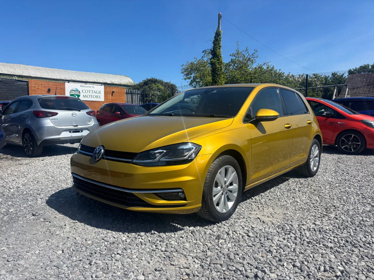 Volkswagen Golf Hatchback, Petrol, 2017, Gold