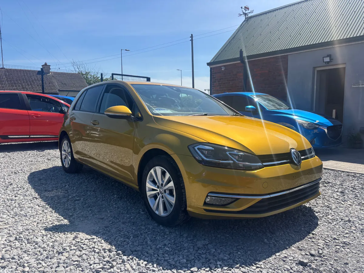Volkswagen Golf Hatchback, Petrol, 2017, Gold
