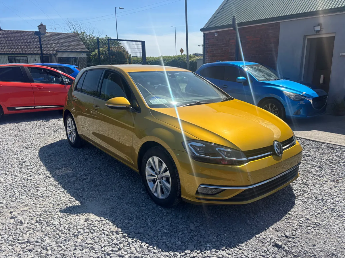 Volkswagen Golf Hatchback, Petrol, 2017, Gold