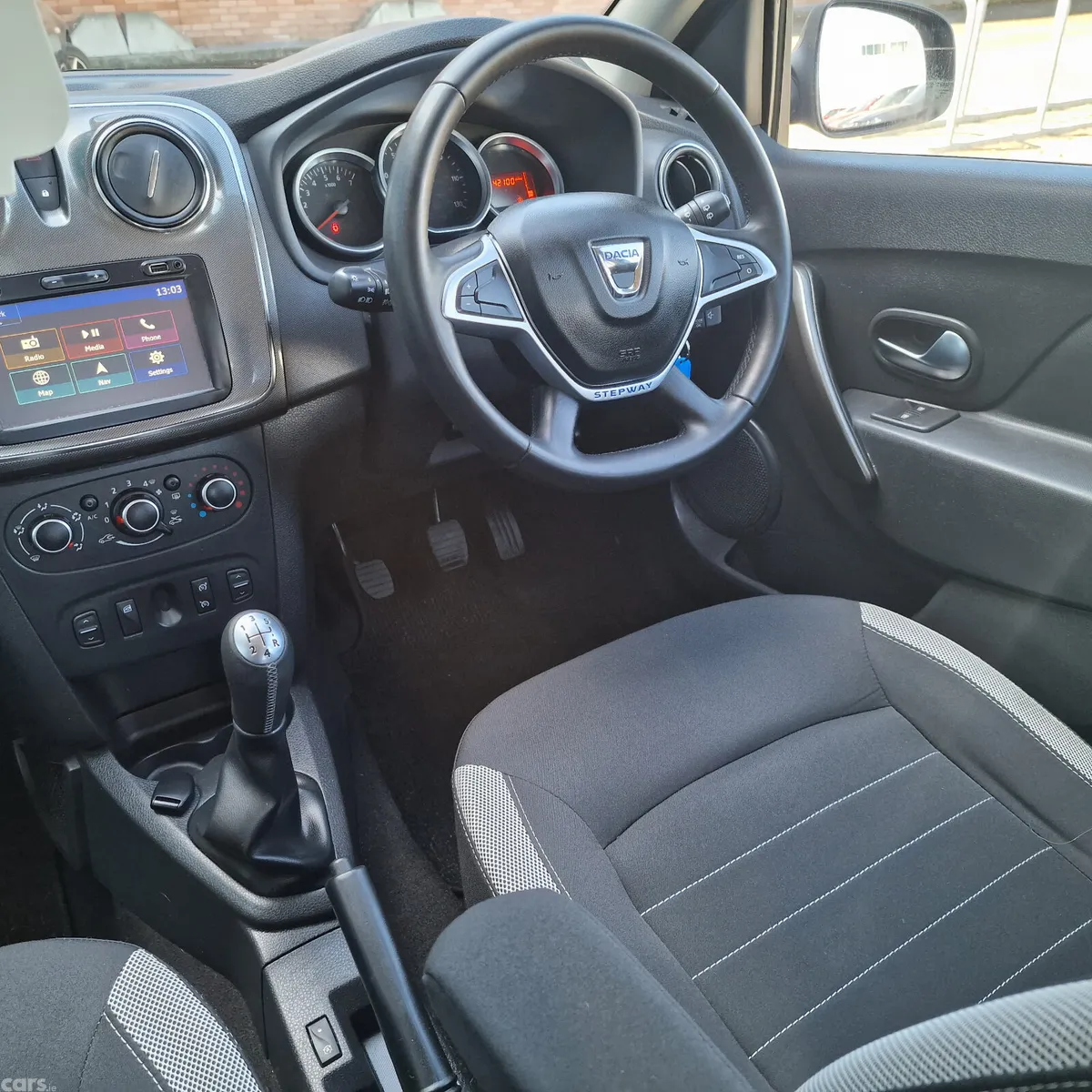 Dacia Sandero Stepway Hatchback, Petrol, 2016, Blue