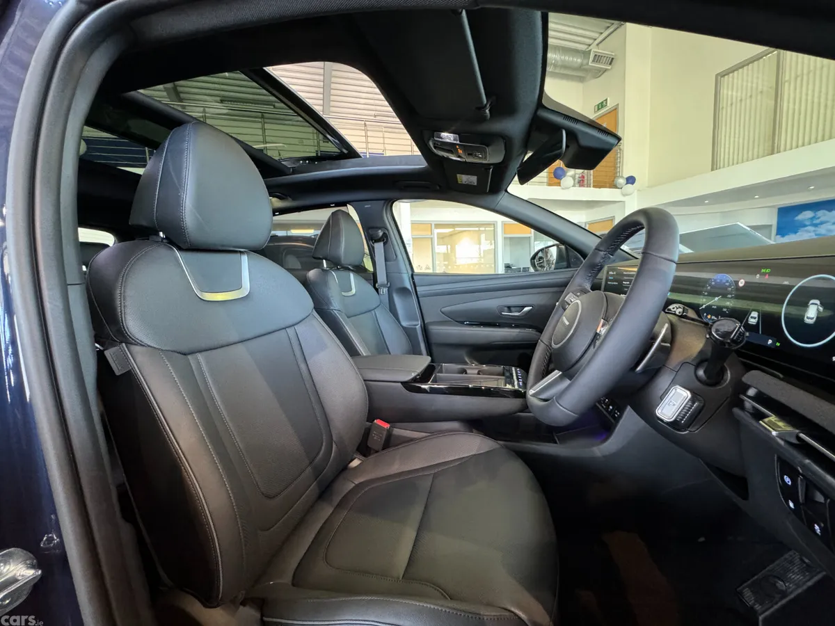 Hyundai Tucson SUV, Petrol Plug-in Hybrid, 2027, Blue