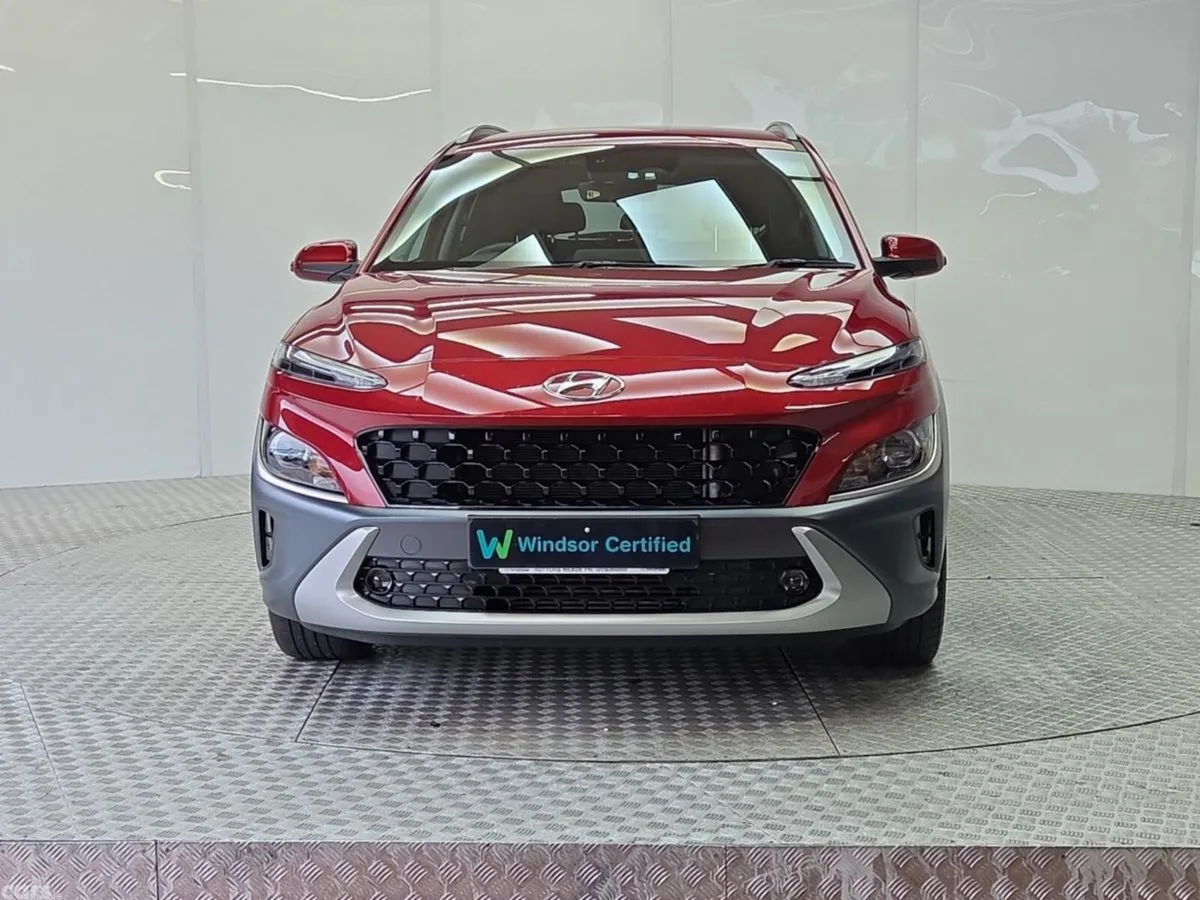Hyundai KONA MPV, Petrol, 2023, Red