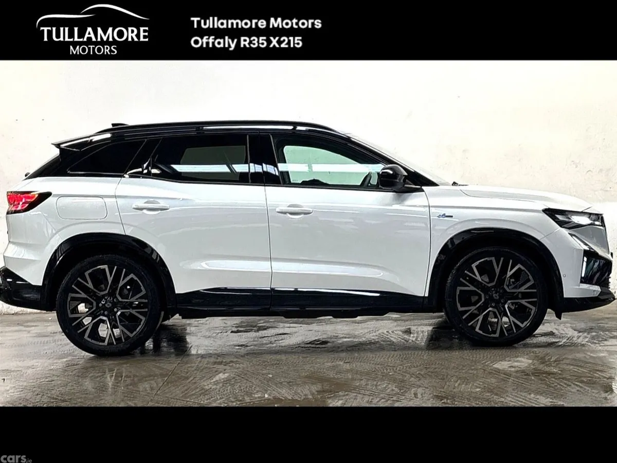 Renault Austral SUV, Petrol Hybrid, 2026, White