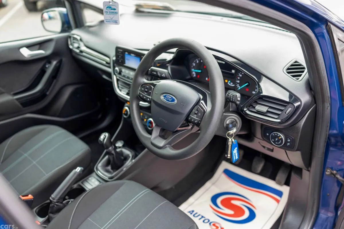 Ford Fiesta Hatchback, Petrol, 2019, Blue