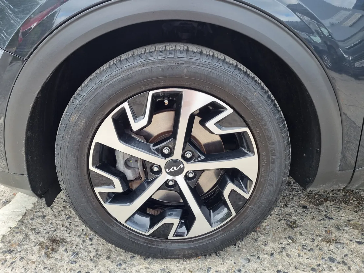 Kia Sportage SUV, Diesel Hybrid, 2023, Black