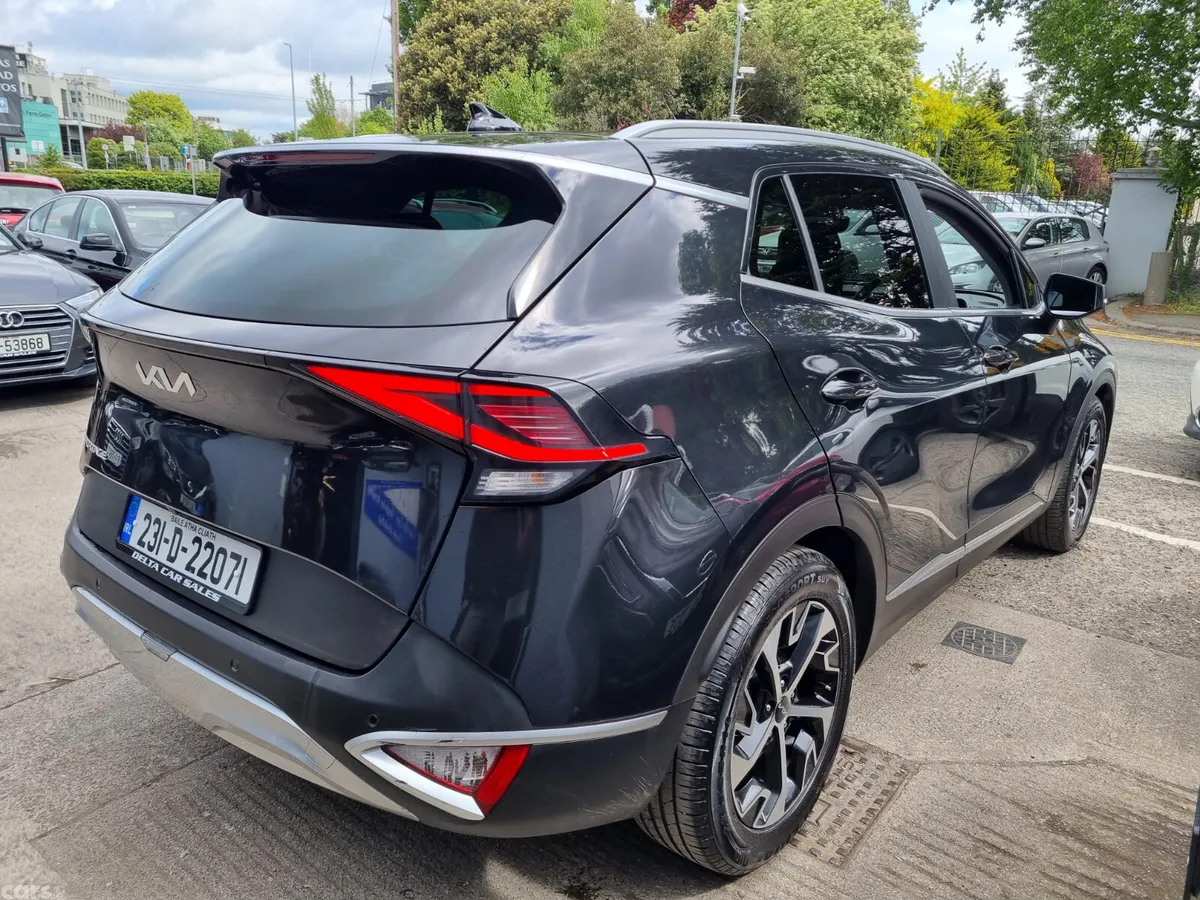 Kia Sportage SUV, Diesel Hybrid, 2023, Black