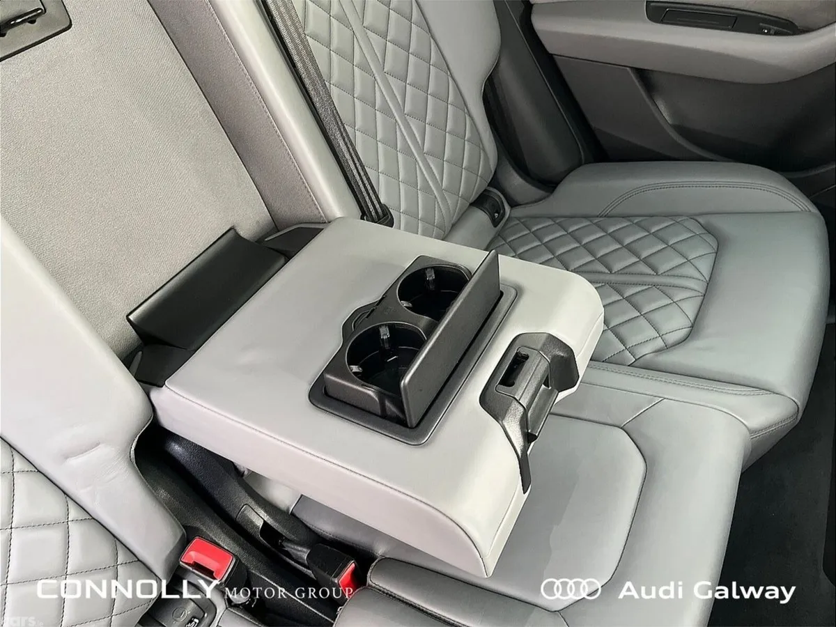 Audi Q8 Hatchback, Diesel, 2022, Blue