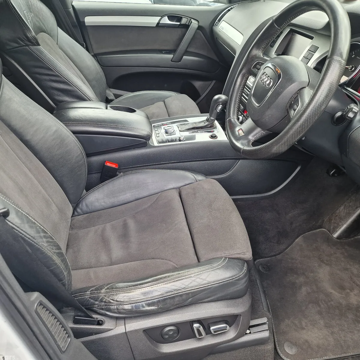 Audi Q7 SUV, Diesel, 2011, White