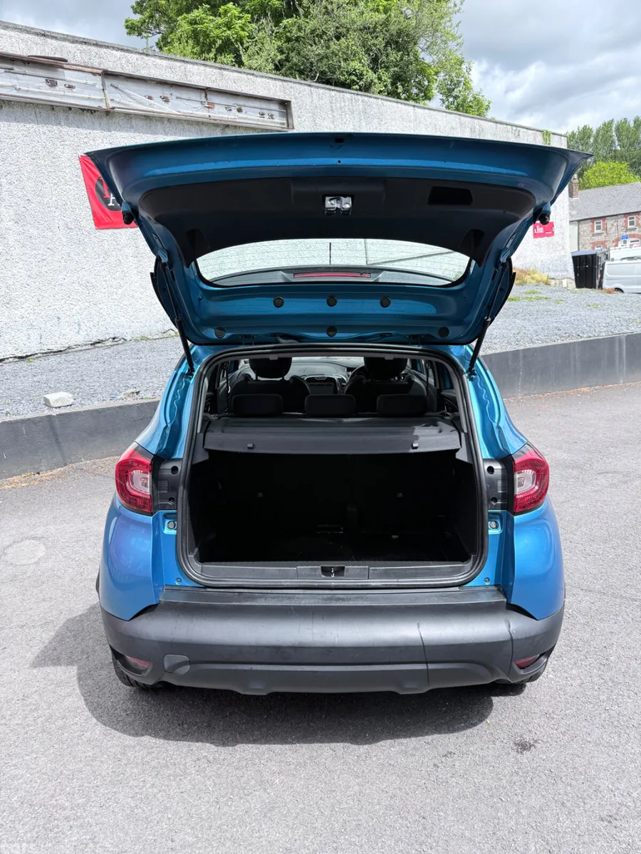 Renault Captur SUV, Petrol, 2016, Blue