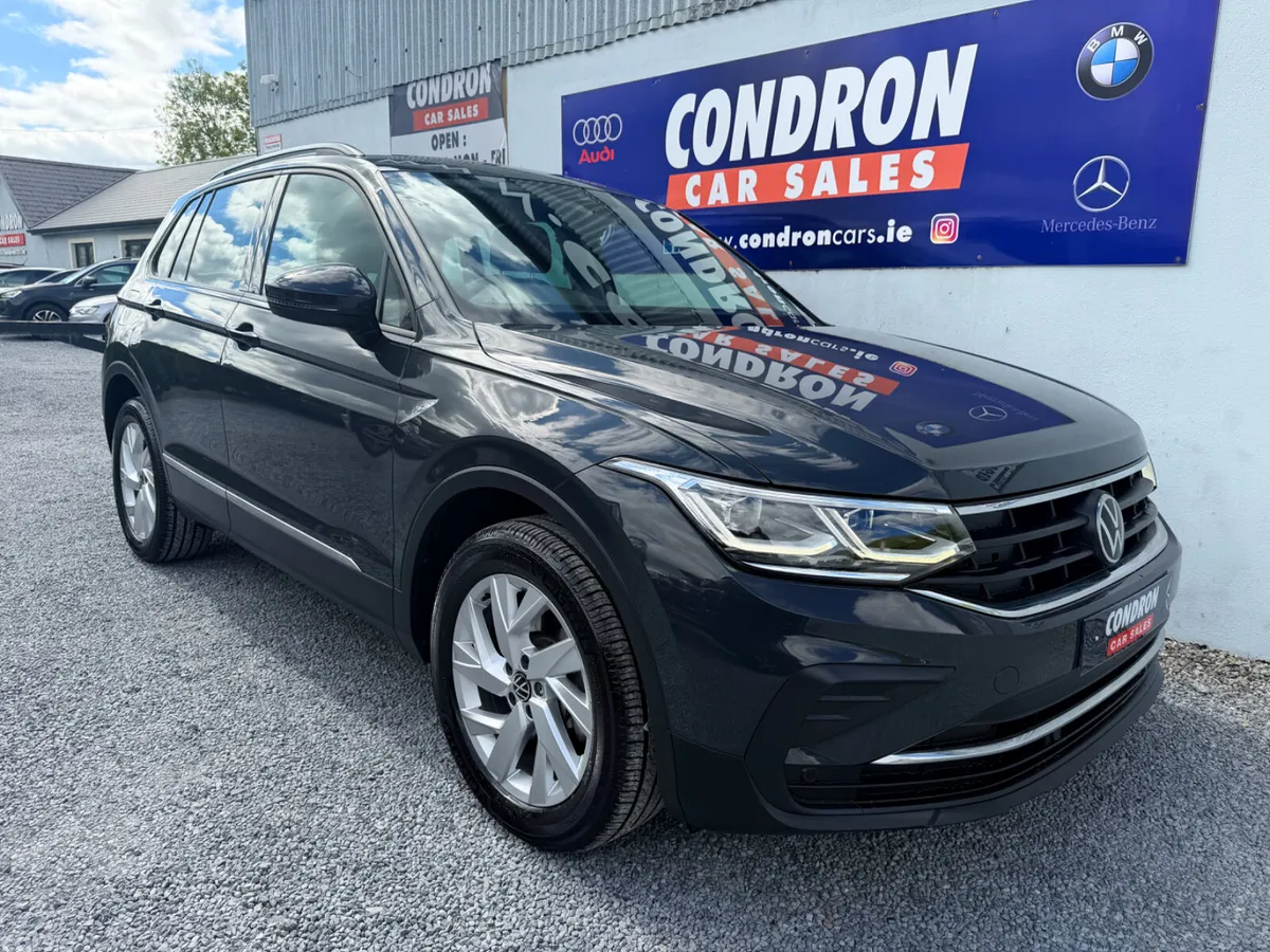 Volkswagen Tiguan SUV, Petrol Plug-in Hybrid, 2024, Grey