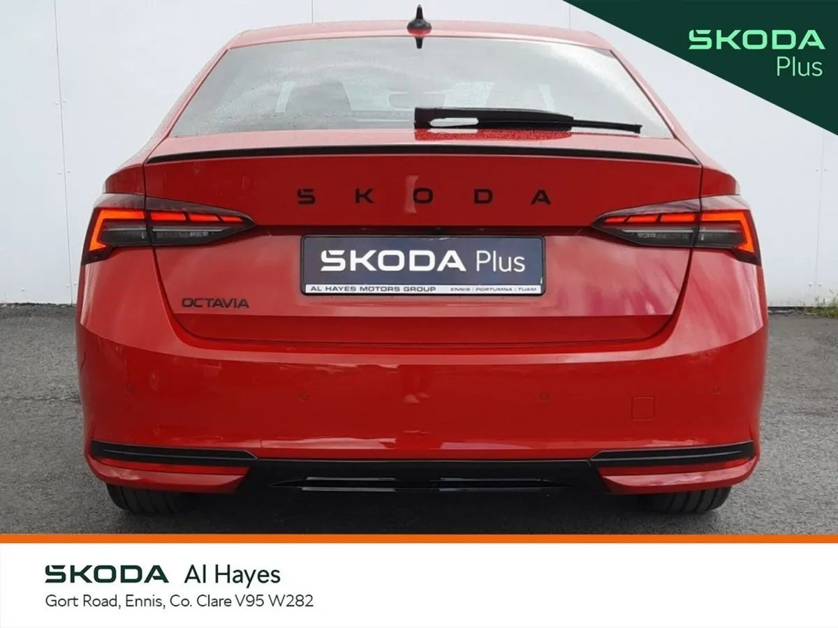 Skoda Octavia Saloon, Diesel, 2026, Red