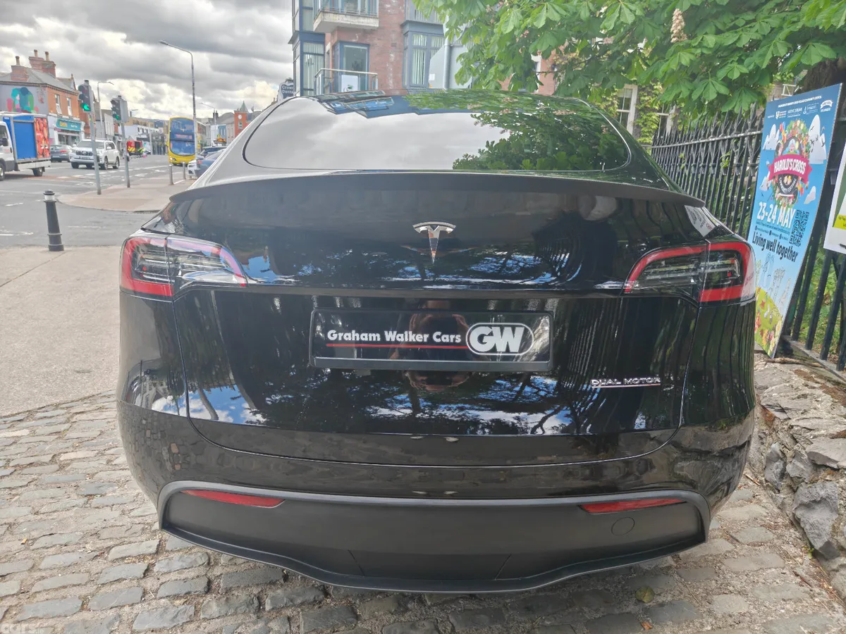 Tesla Model Y MPV, Electric, 2024, Black