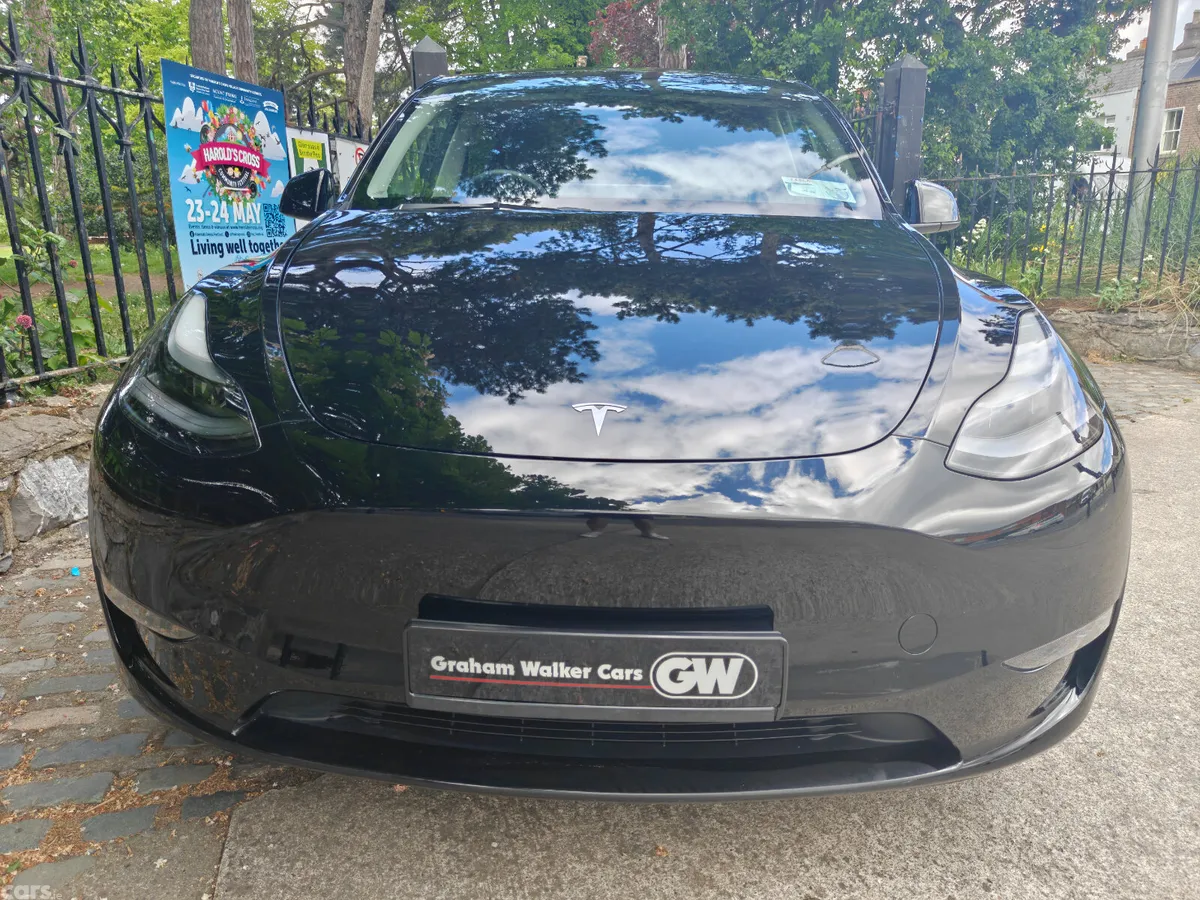 Tesla Model Y MPV, Electric, 2024, Black