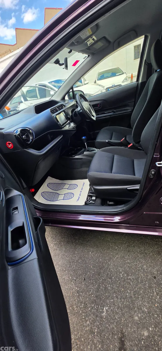 Toyota Aqua Hatchback, Petrol Hybrid, 2015, Brown