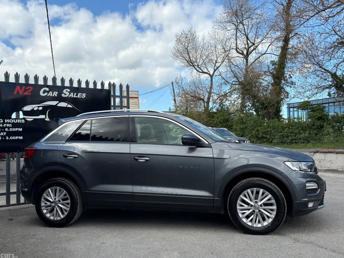 Volkswagen T-Roc SUV, Diesel, 2019, Grey