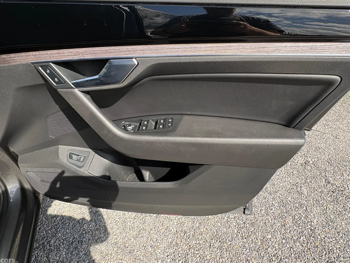 Volkswagen Touareg SUV, Diesel, 2023, Grey