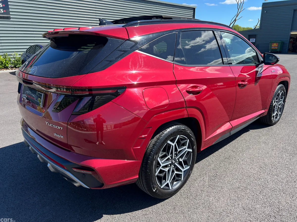 Hyundai Tucson SUV, Petrol Plug-in Hybrid, 2023, Red